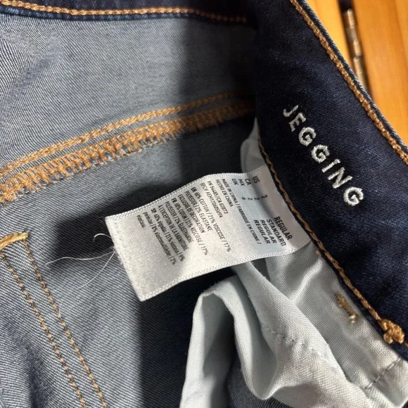 American Eagle Outfitters Women Jeans Dark Wash Skinny Fit Stretch Denim Size 4 - Picture 9 of 10